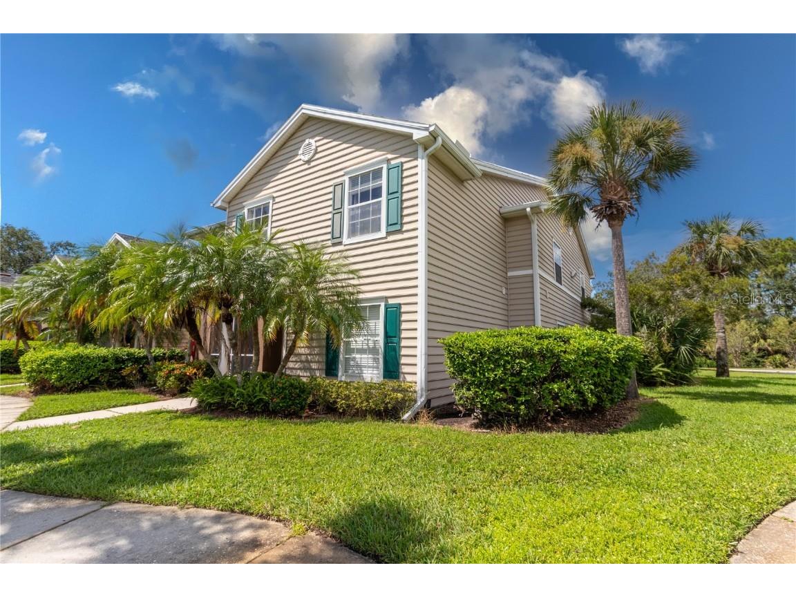 8911 Manor Loop #208 Lakewood Ranch FL 34202 A4666092 image4