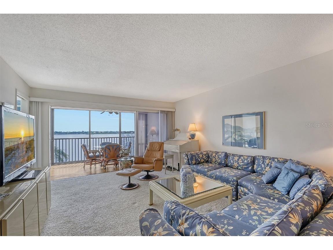 8911 Midnight Pass Road #410 Sarasota FL 34242 - LITTLE SARASOTA BAY A4674935 image12