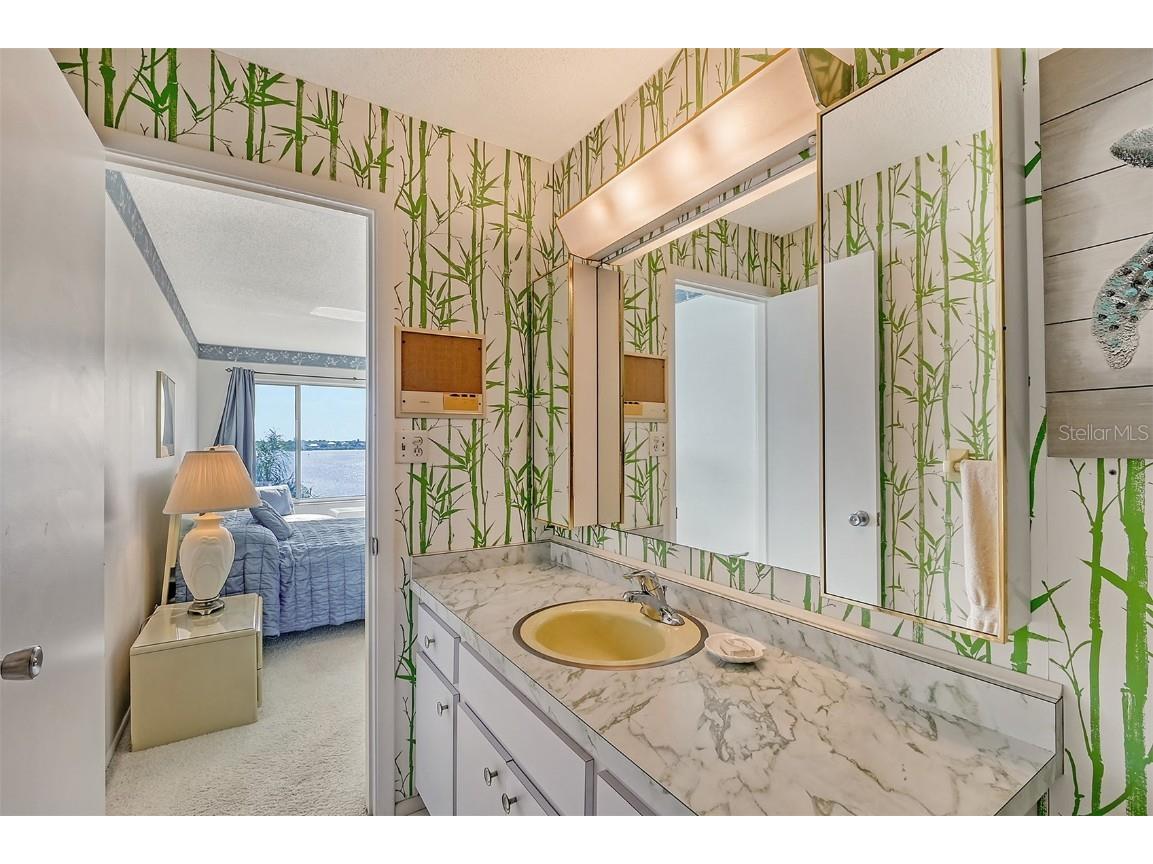 8911 Midnight Pass Road #410 Sarasota FL 34242 - LITTLE SARASOTA BAY A4674935 image32