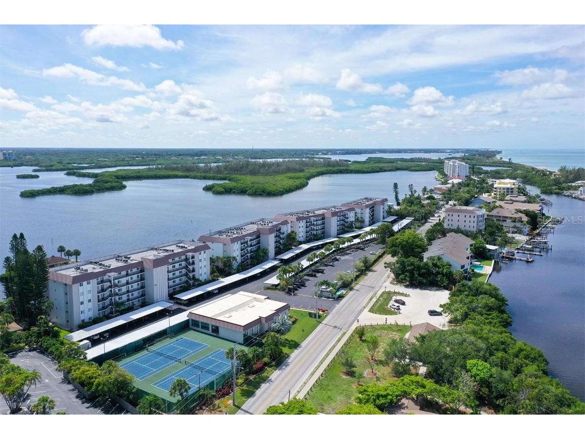 8911 Midnight Pass Road #410 Sarasota FL 34242 - LITTLE SARASOTA BAY A4674935 image38
