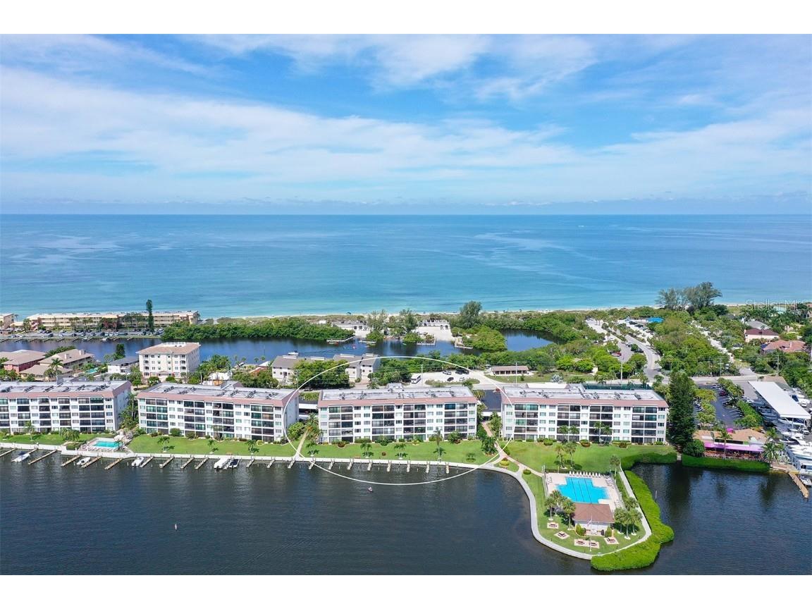 8911 Midnight Pass Road #410 Sarasota FL 34242 - LITTLE SARASOTA BAY A4674935 image4