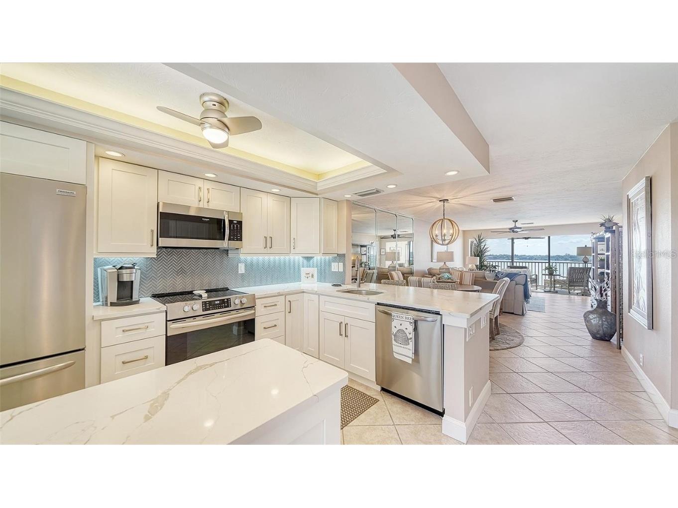 8911 Midnight Pass Road #514 Sarasota FL 34242 - LITTLE SARASOTA BAY A4588110 image4