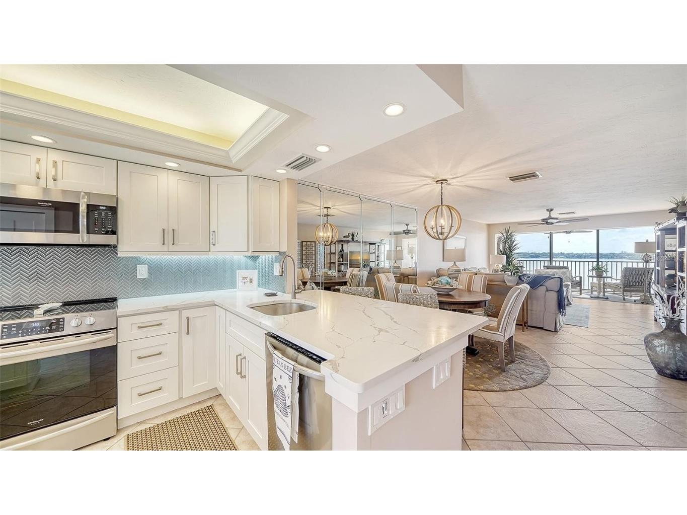 8911 Midnight Pass Road #514 Sarasota FL 34242 - LITTLE SARASOTA BAY A4588110 image7