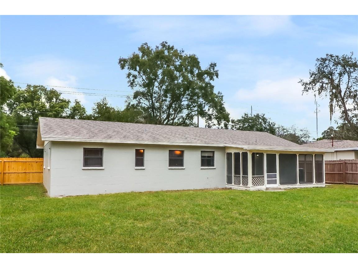 8911 Navajo Avenue Tampa FL 33637 O6348480 image15