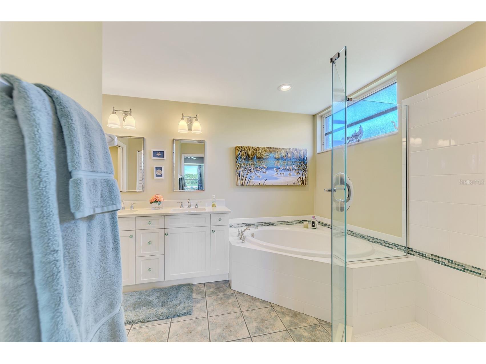 8911 Veranda Way #211 Sarasota FL 34238 A4689950 image37