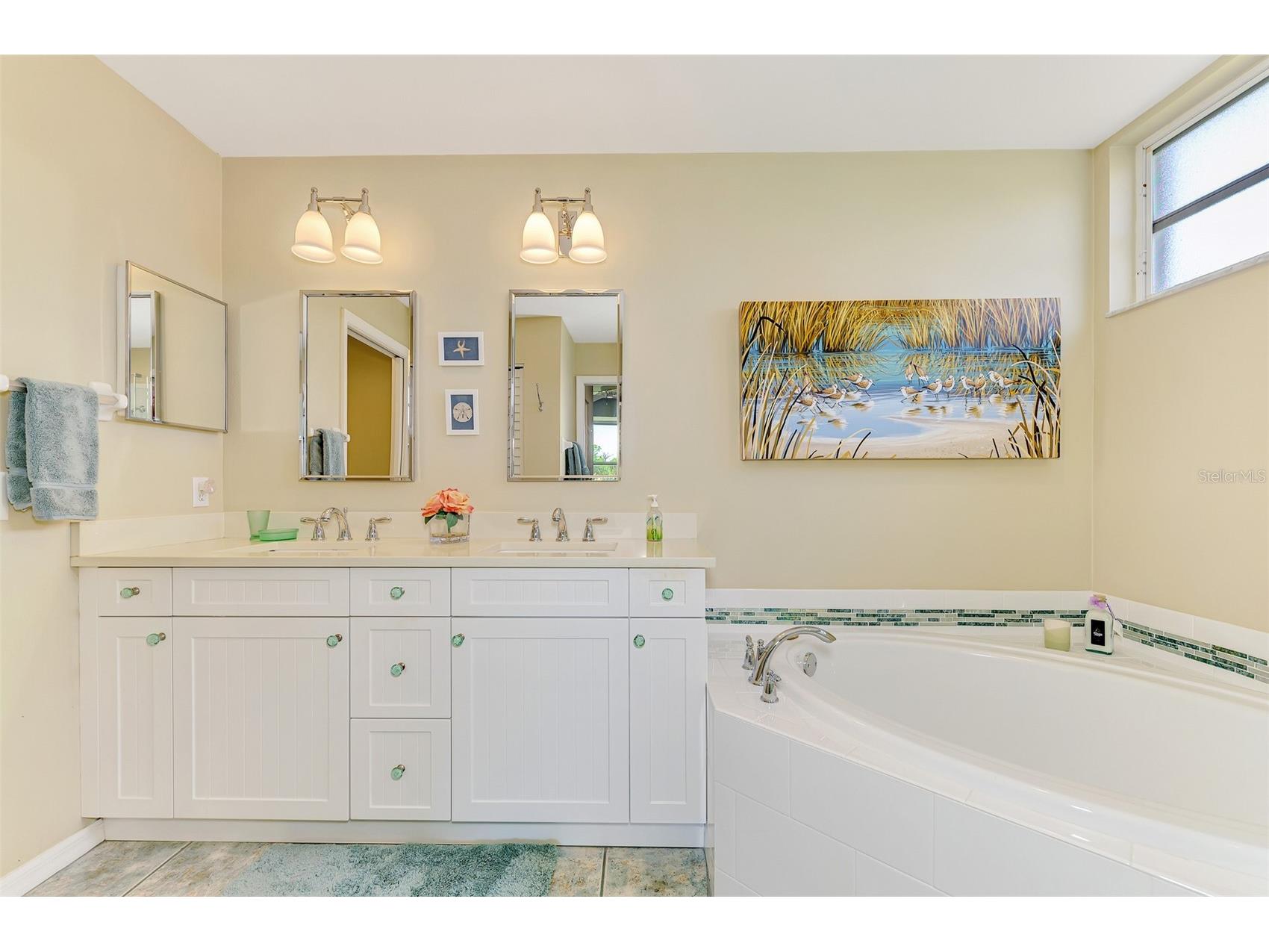 8911 Veranda Way #211 Sarasota FL 34238 A4689950 image38