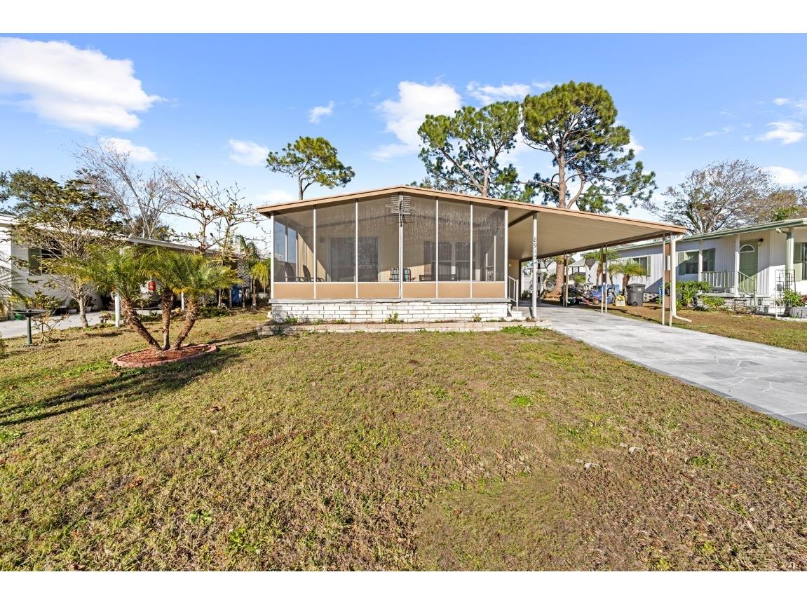 8913 Sheldon West Drive Tampa FL 33626 TB8343479 image1