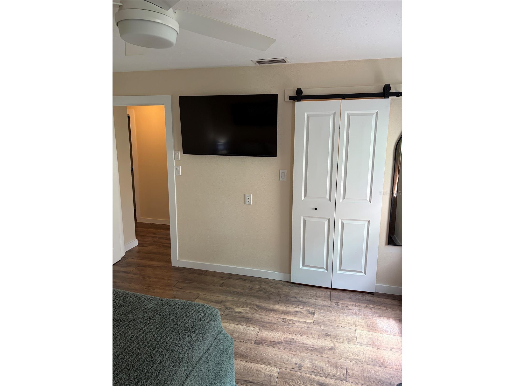 8914 Memorial Highway Tampa FL 33615 TB8496220 image35