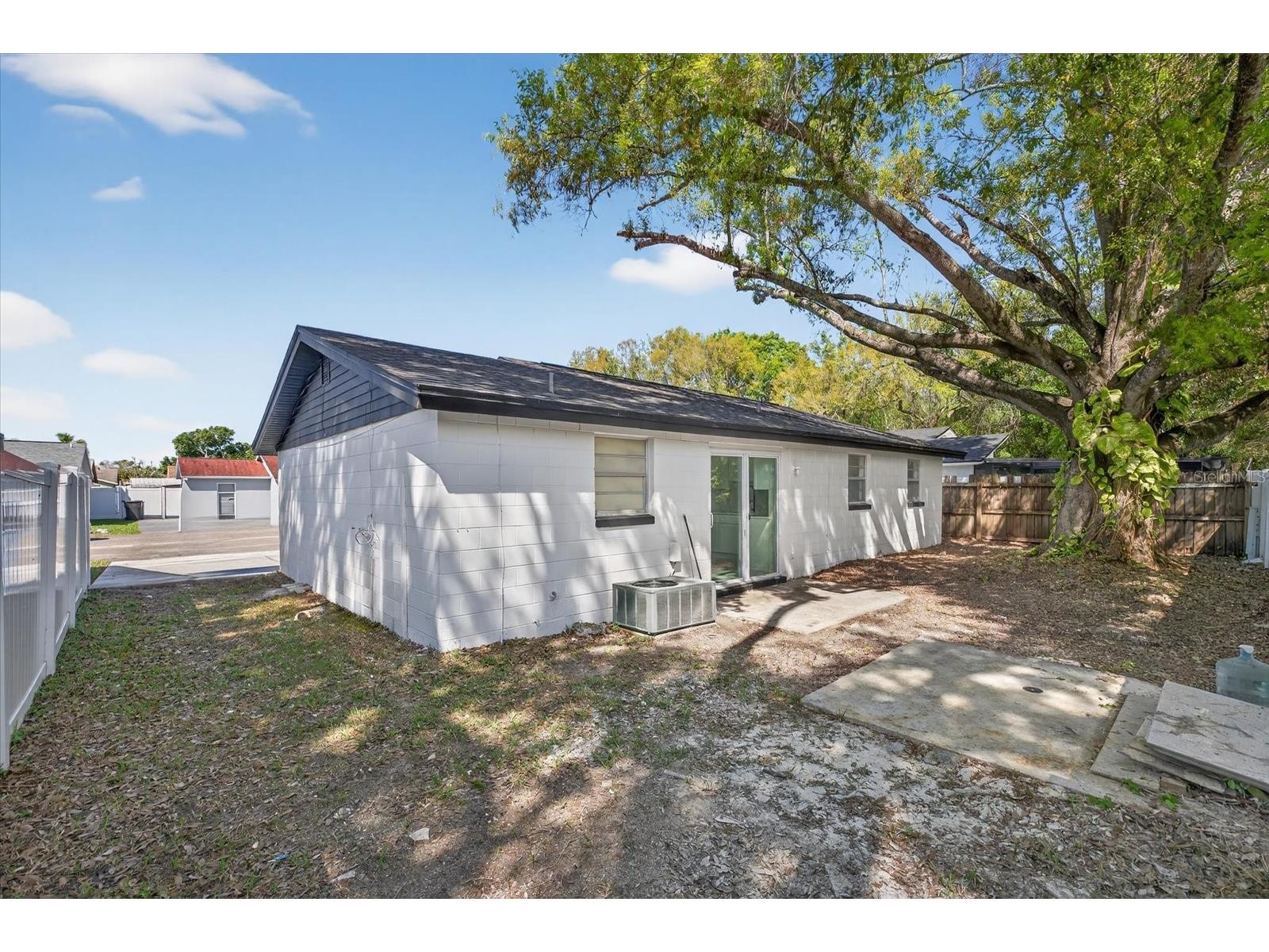 8915 Saboda Court Tampa FL 33634 TB8484791 image30
