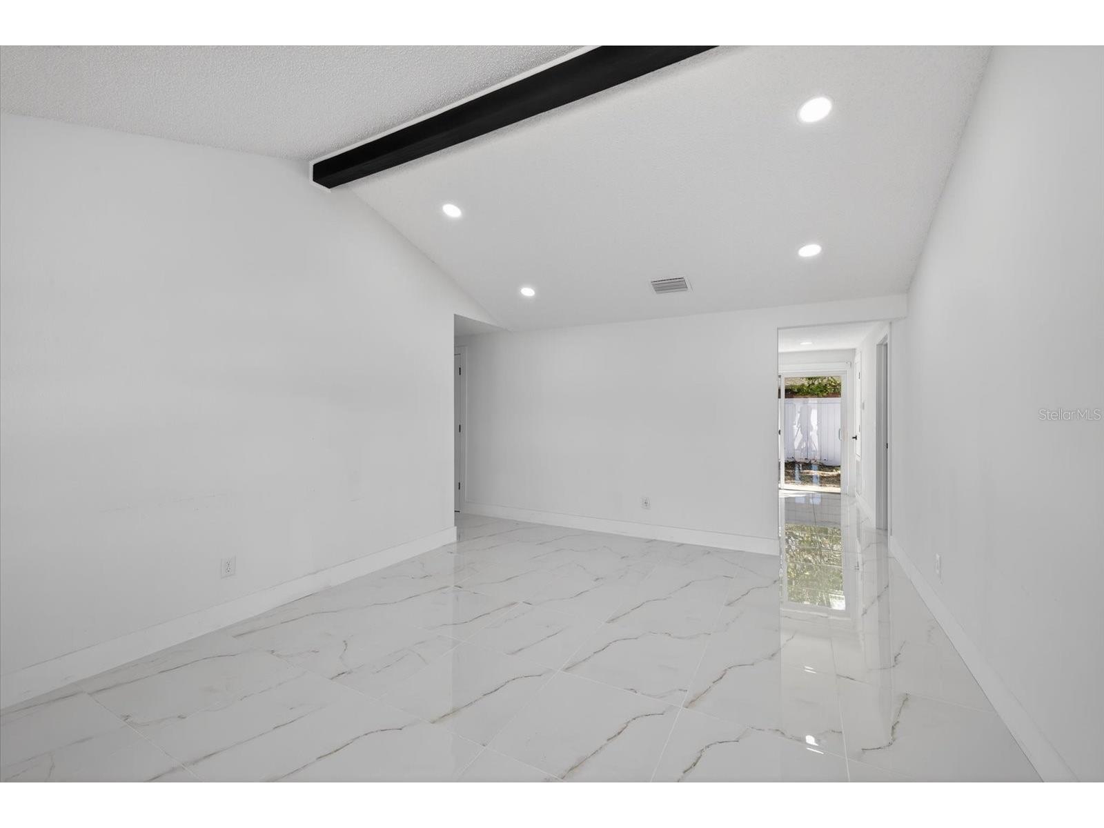 8915 Saboda Court Tampa FL 33634 TB8484791 image7