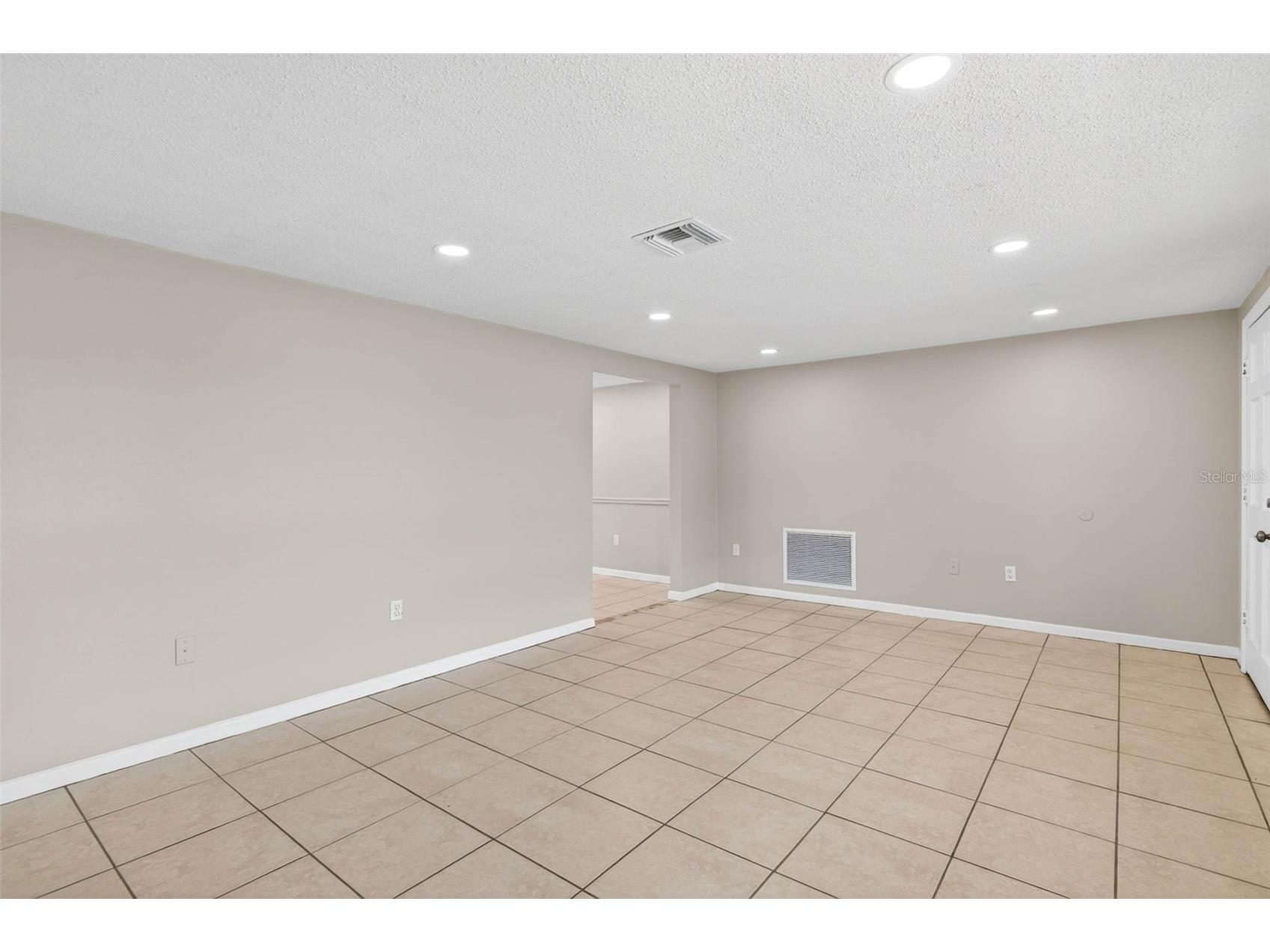 8915 Sterling Lane Port Richey FL 34668 W7884506 image6