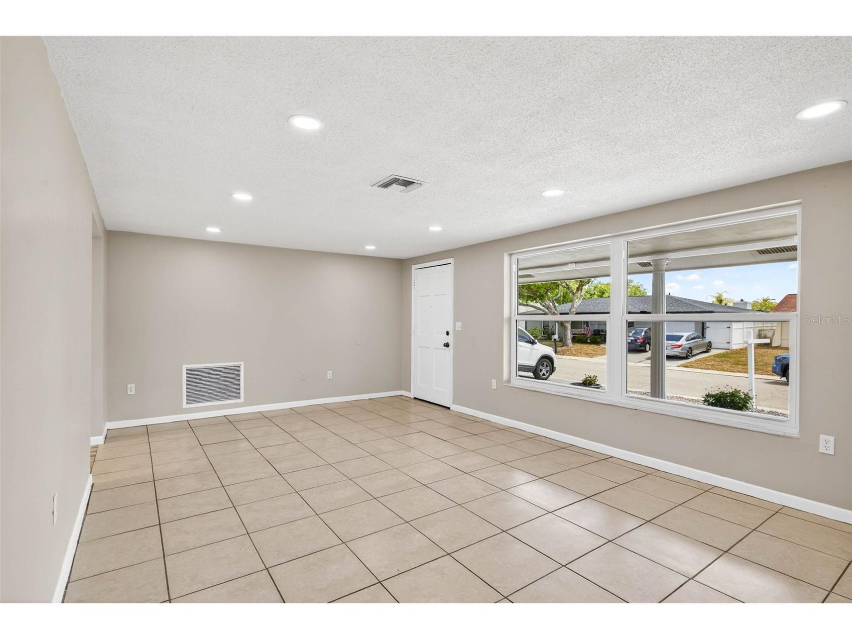8915 Sterling Lane Port Richey FL 34668 W7884506 image8