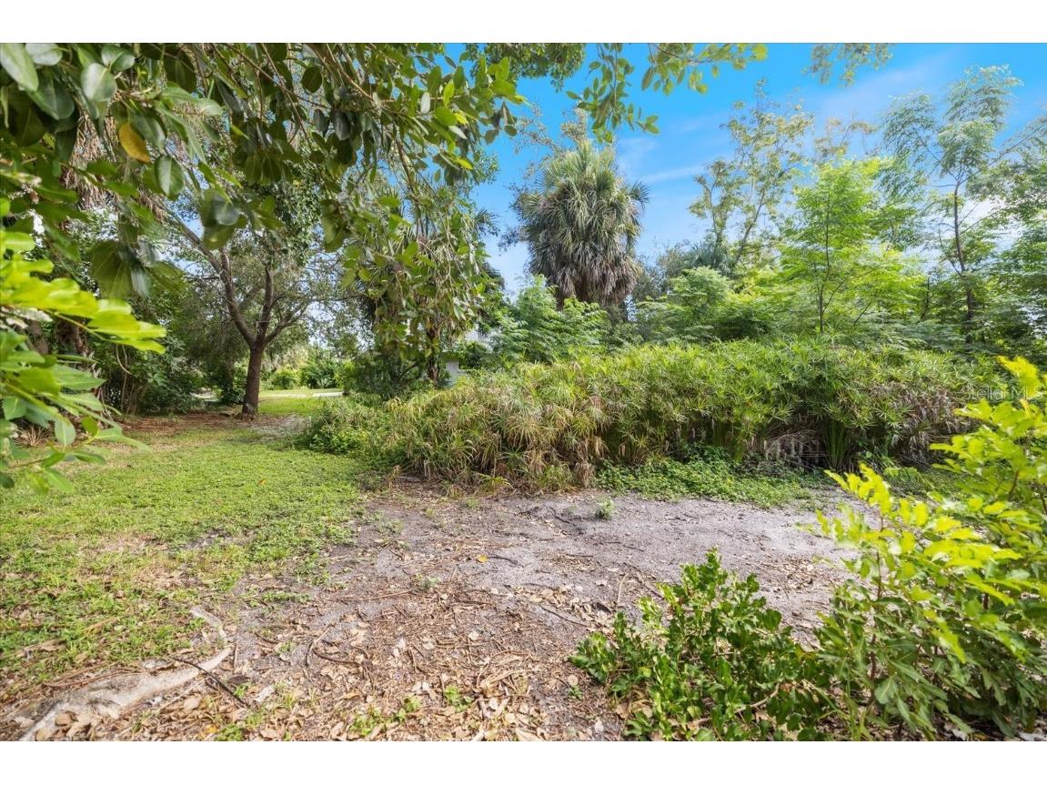 8915 Vamo Road Sarasota FL 34231 - LITTLE SARASOTA BAY A4662681 image53