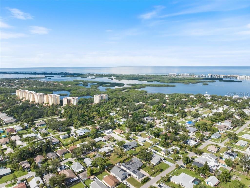 8915 Vamo Road Sarasota FL 34231 - LITTLE SARASOTA BAY A4662681 image6