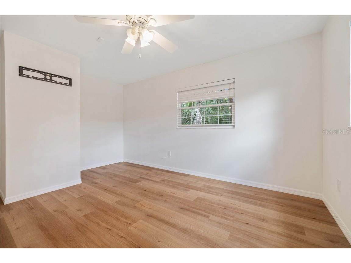 8916 Memorial Highway Tampa FL 33615 TB8427385 image15