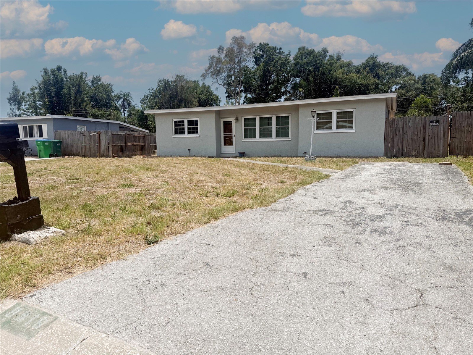 8916 Narcissus Avenue Seminole FL 33777 TB8523771 image1