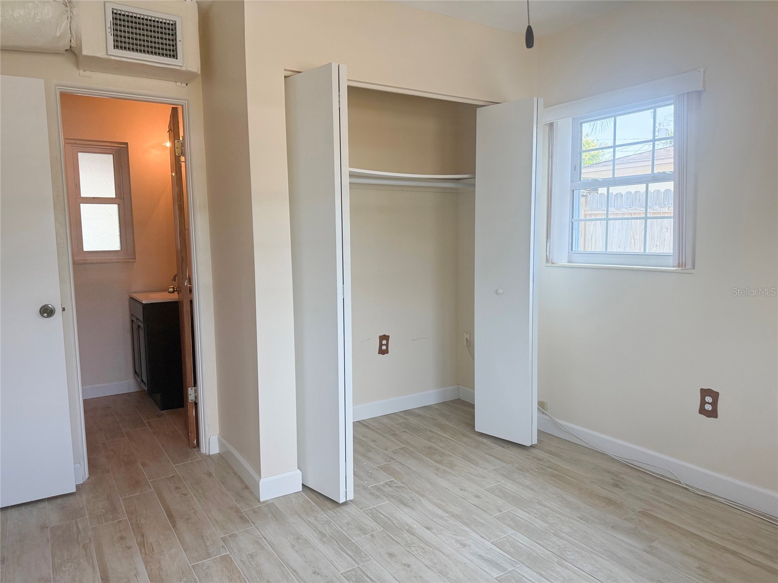 8916 Narcissus Avenue Seminole FL 33777 TB8523771 image8