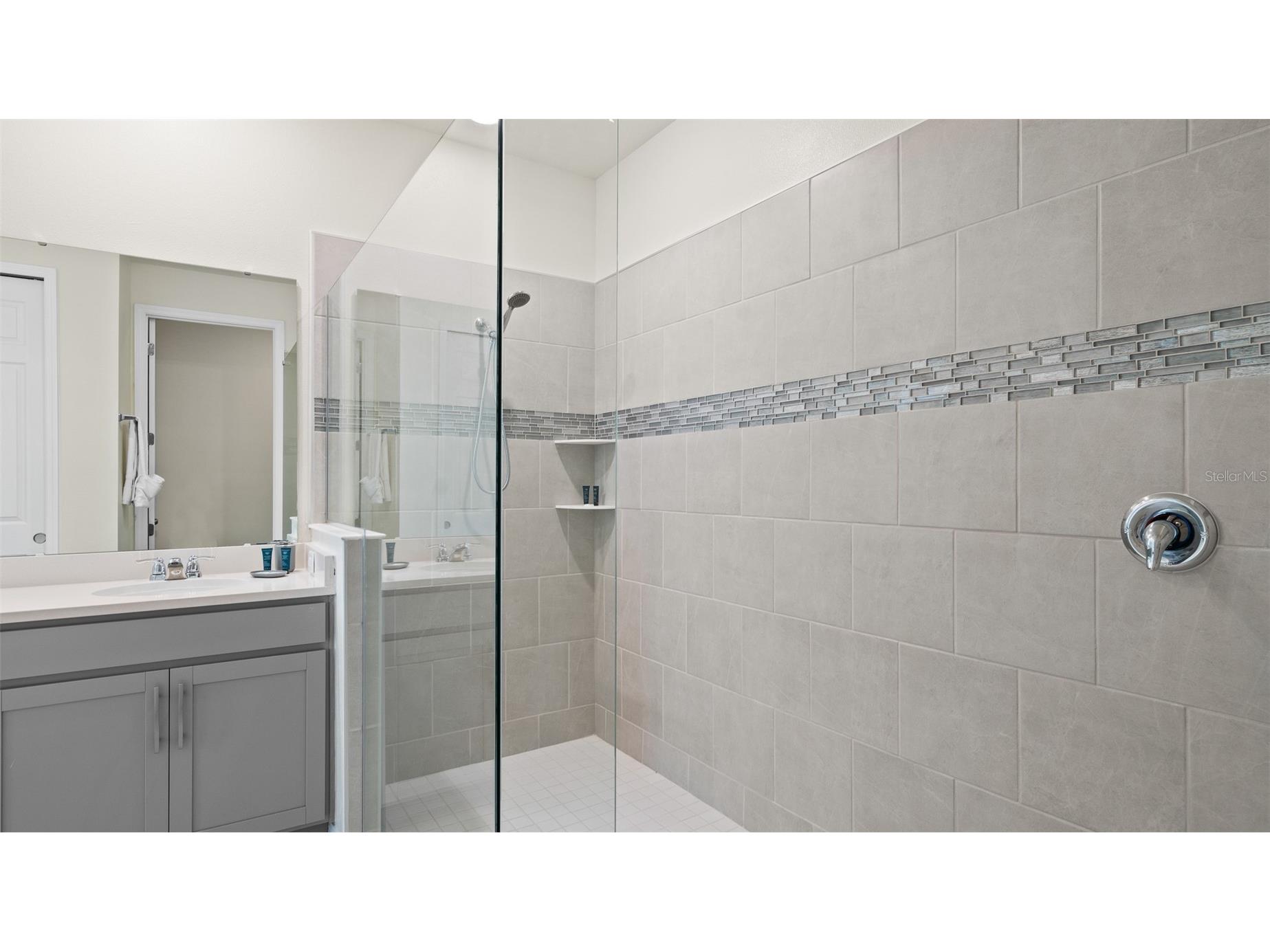 8917 Coconut Breeze Drive Kissimmee FL 34747 O6391081 image19