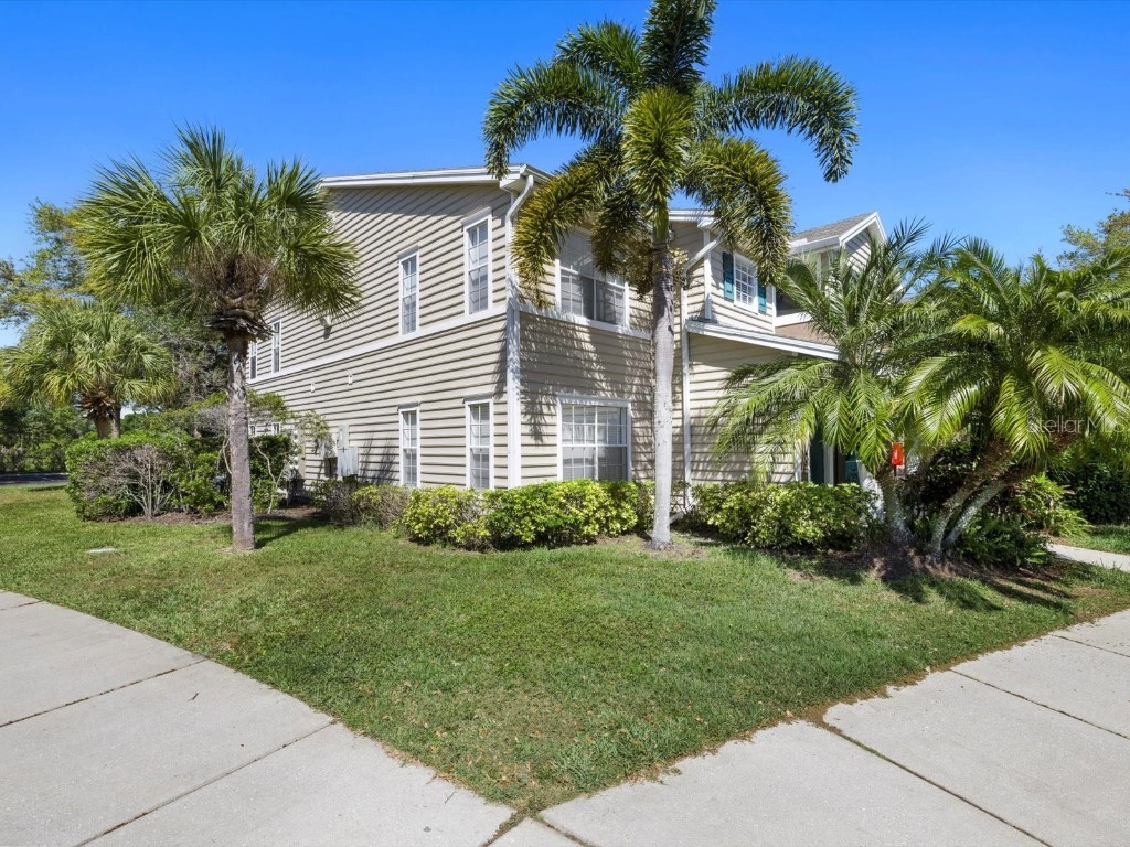 8917 Manor Loop #205 Lakewood Ranch FL 34202 A4604779 image1