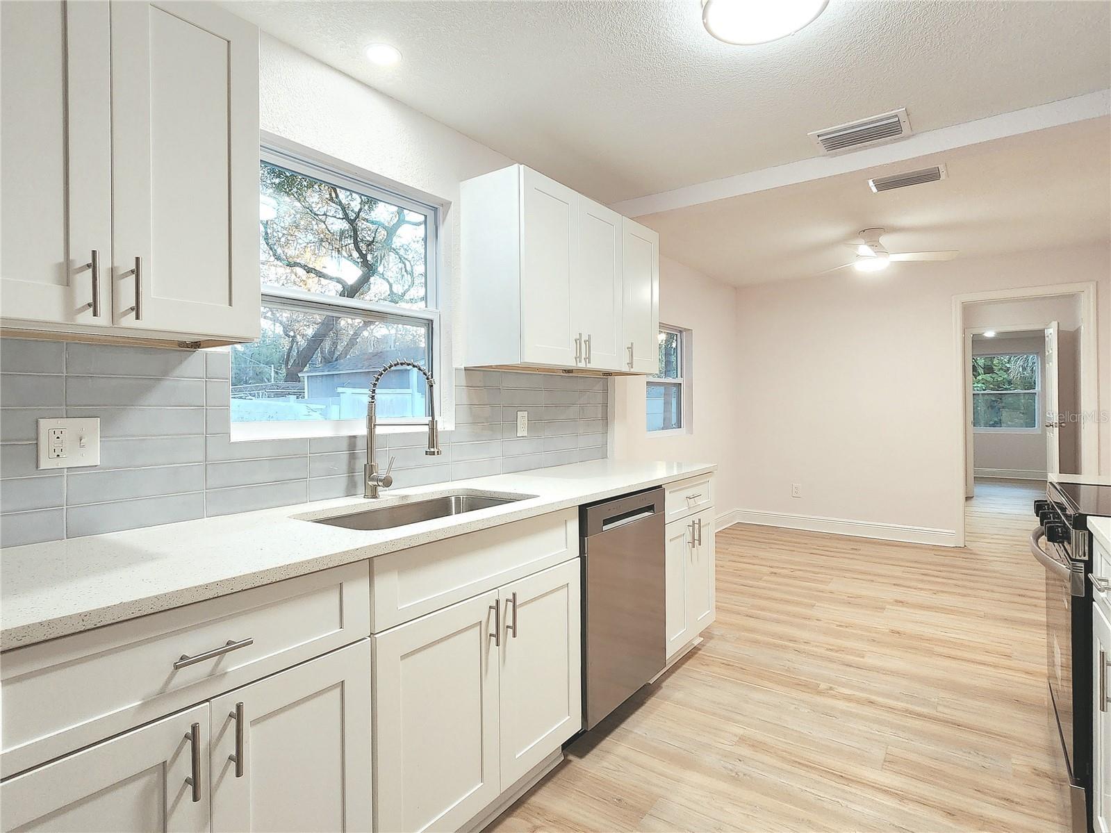 8917 N Highland Avenue Tampa FL 33604 TB8456724 image17