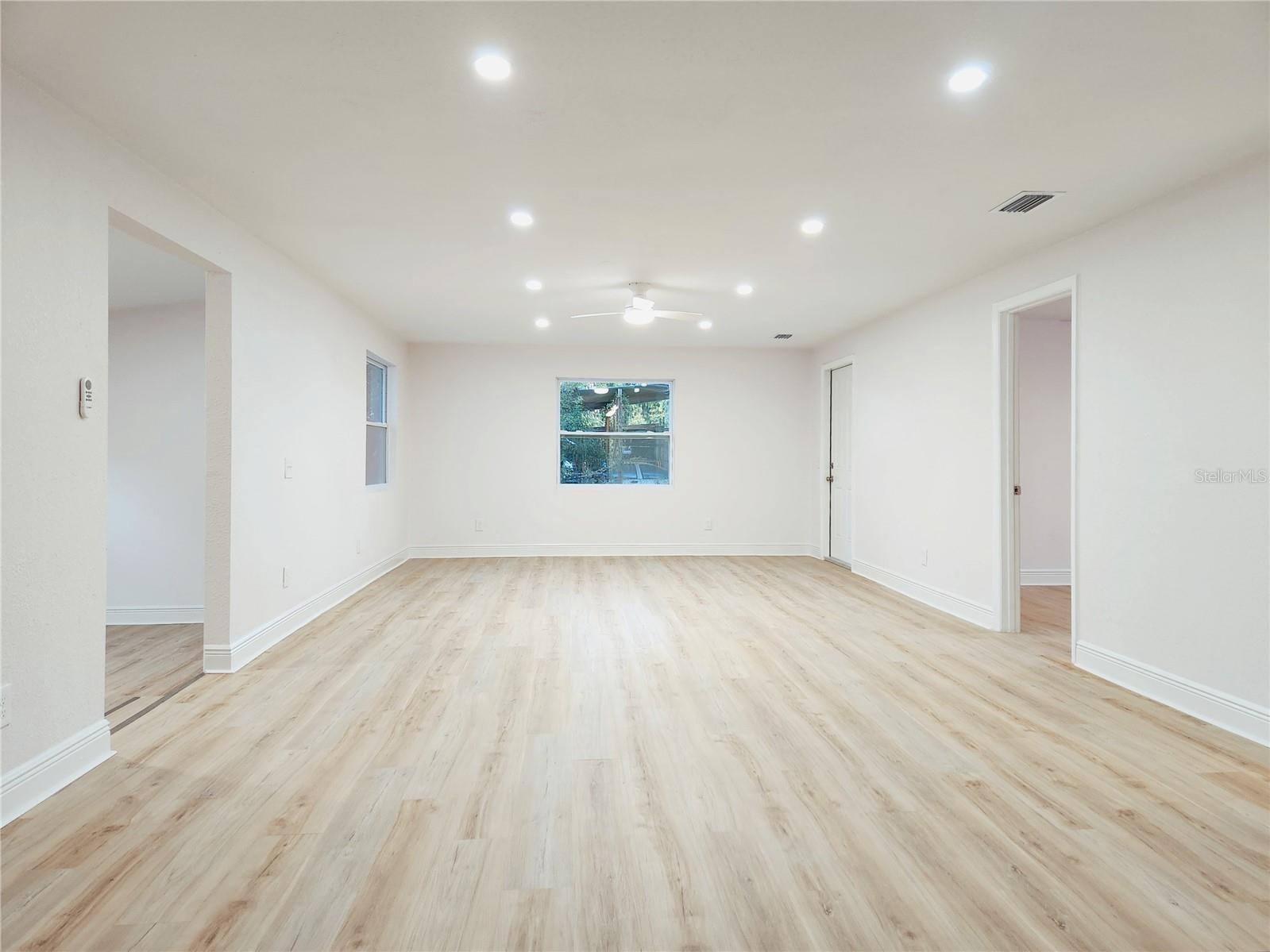 8917 N Highland Avenue Tampa FL 33604 TB8456724 image44