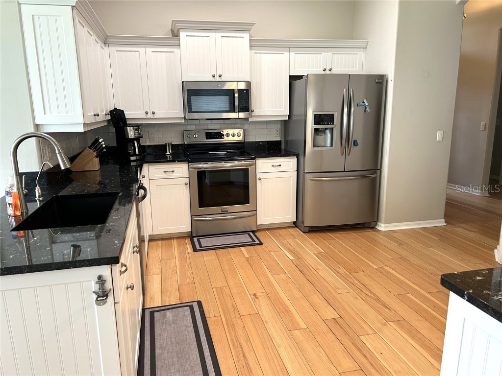 8918 Olde Hickory Avenue Sarasota FL 34238 A4651945 image3