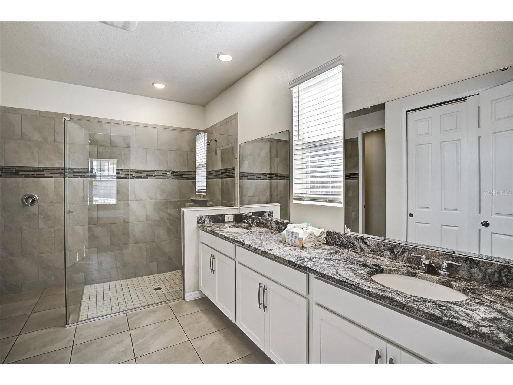 8918 Tropical Haven Court Kissimmee FL 34747 O6391430 image23