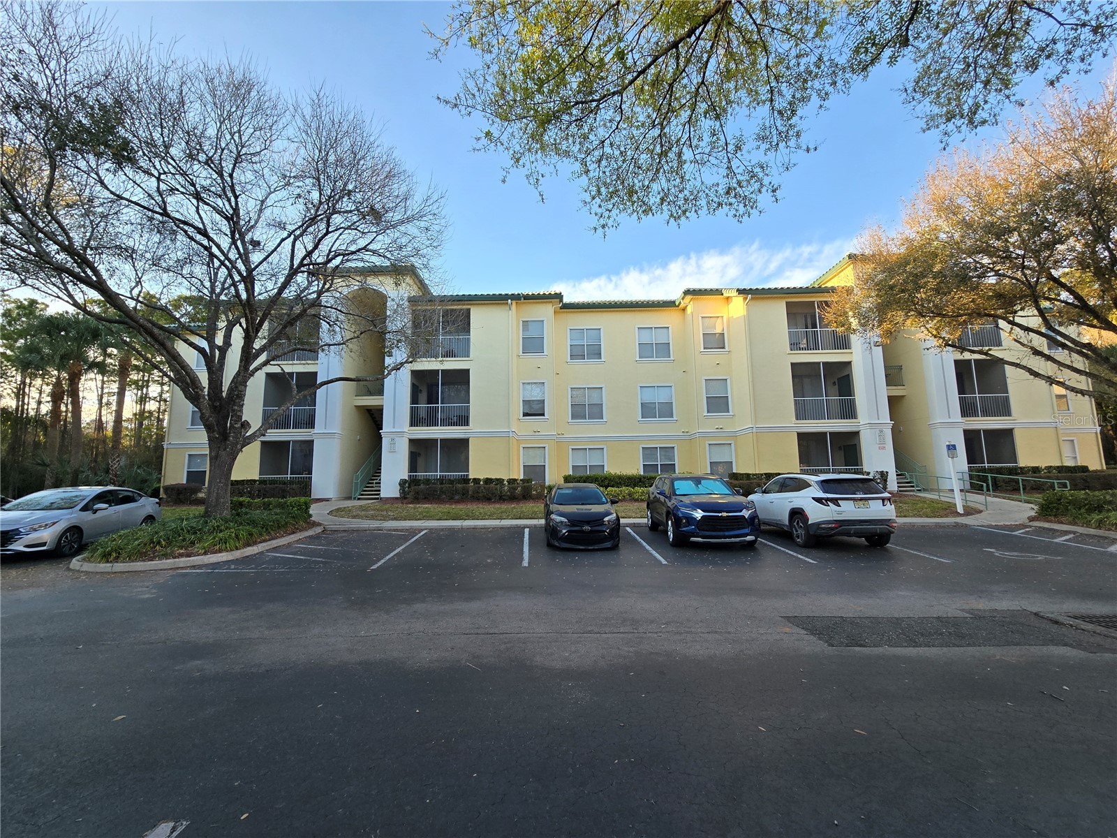 8919 Legacy Court #102 Kissimmee FL 34747 O6388087 image1