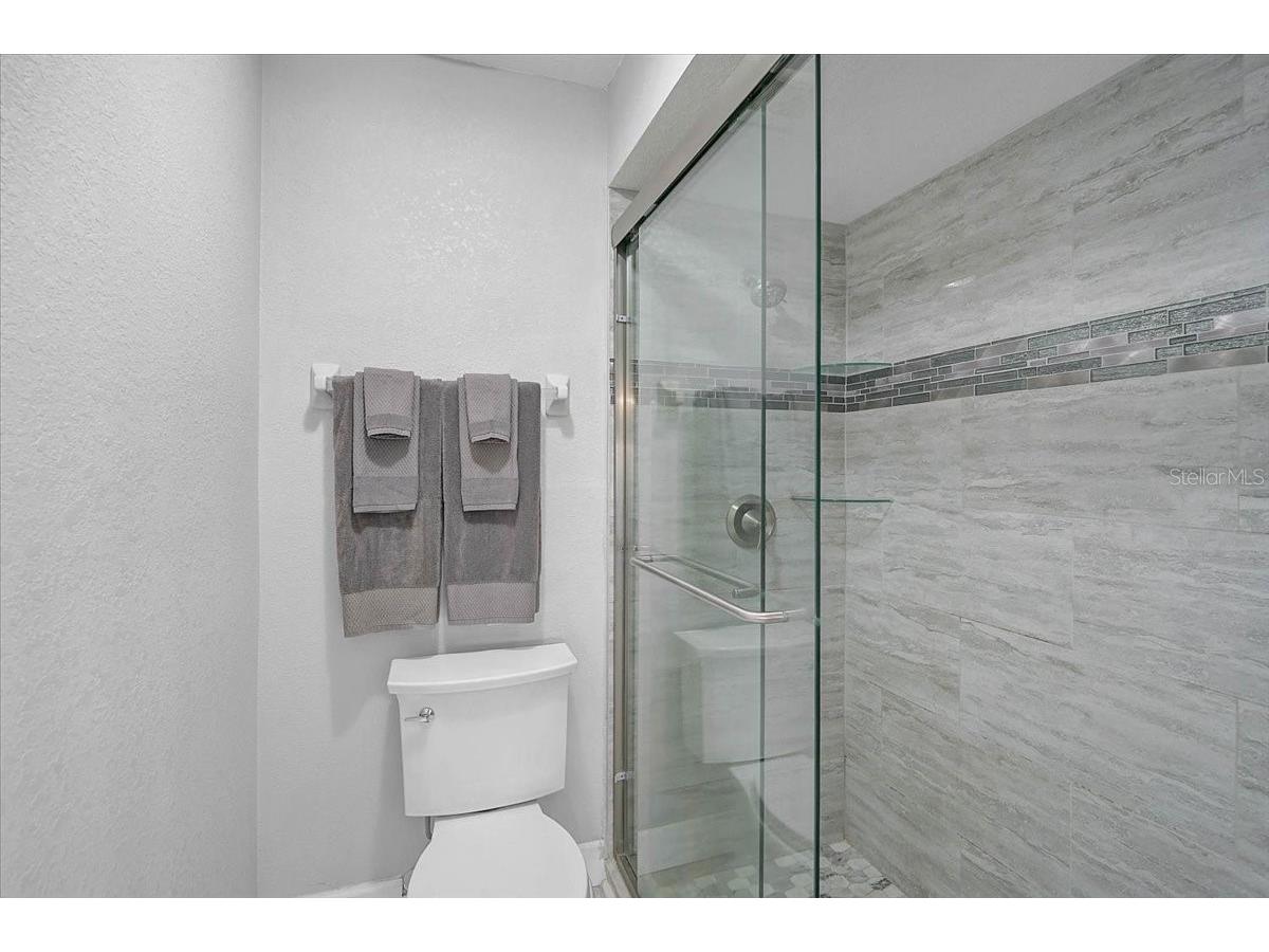 892 Country Club Circle #50 Venice FL 34293 A4687901 image21