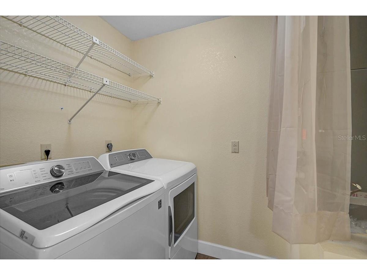 892 Country Club Circle #50 Venice FL 34293 A4687901 image23