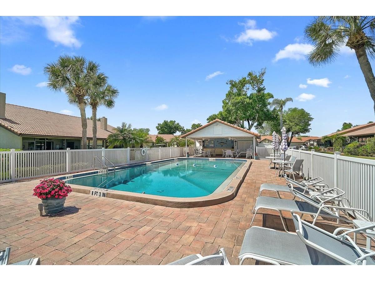 892 Country Club Circle #50 Venice FL 34293 A4687901 image7