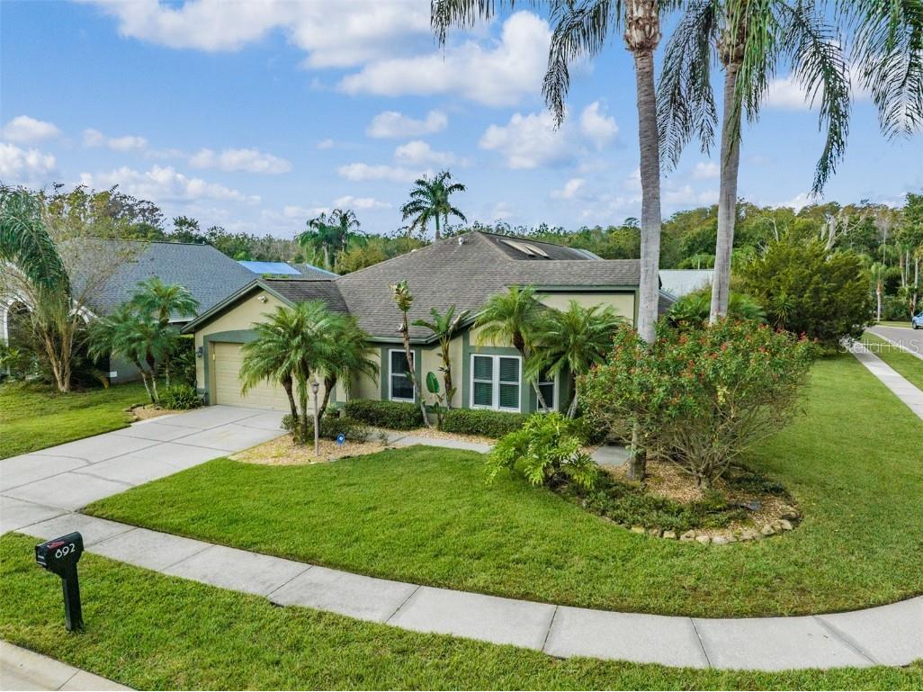892 Crestridge Circle Tarpon Springs FL 34688 U8181332 image1