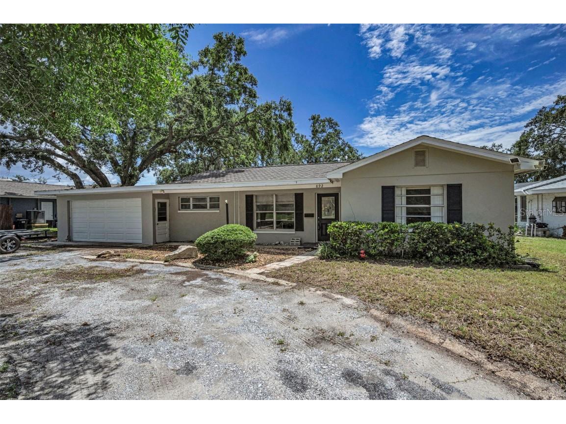 892 Seminole Boulevard Tarpon Springs FL 34689 TB8409110 image1