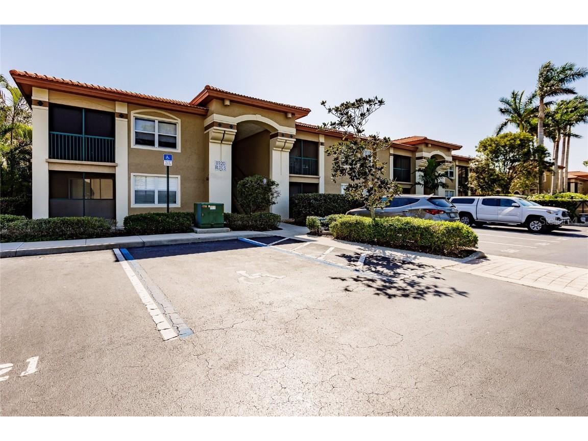 8920 Colonnades Court E #513 Bonita Springs FL 34135 U8190353 image1