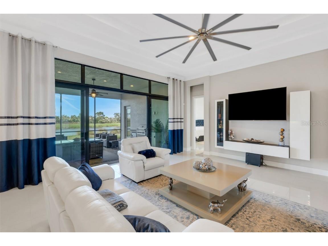 8921 Artisan Way Sarasota FL 34240 A4665836 image11