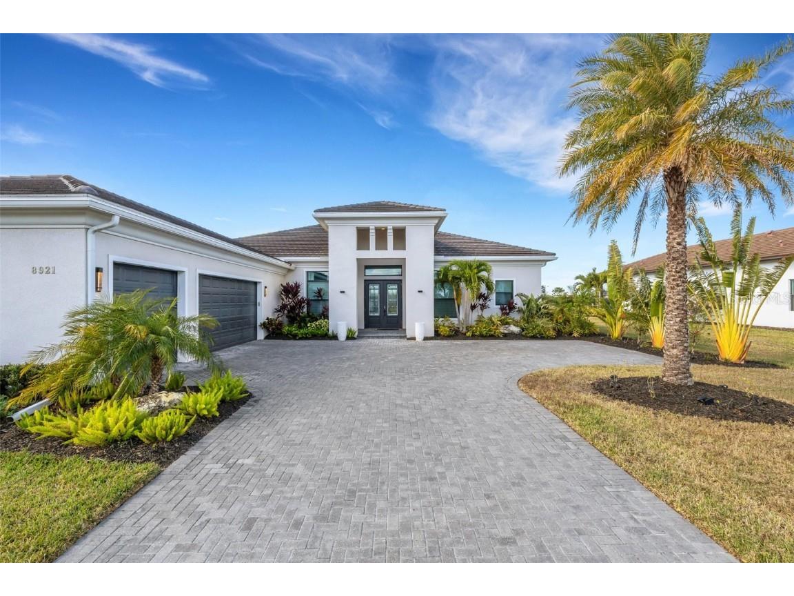 8921 Artisan Way Sarasota FL 34240 A4665836 image2