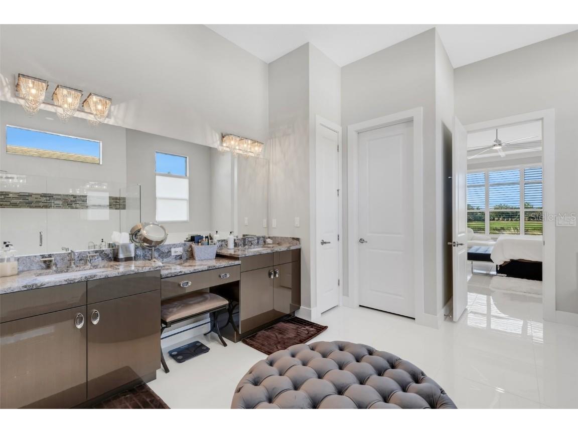 8921 Artisan Way Sarasota FL 34240 A4665836 image35