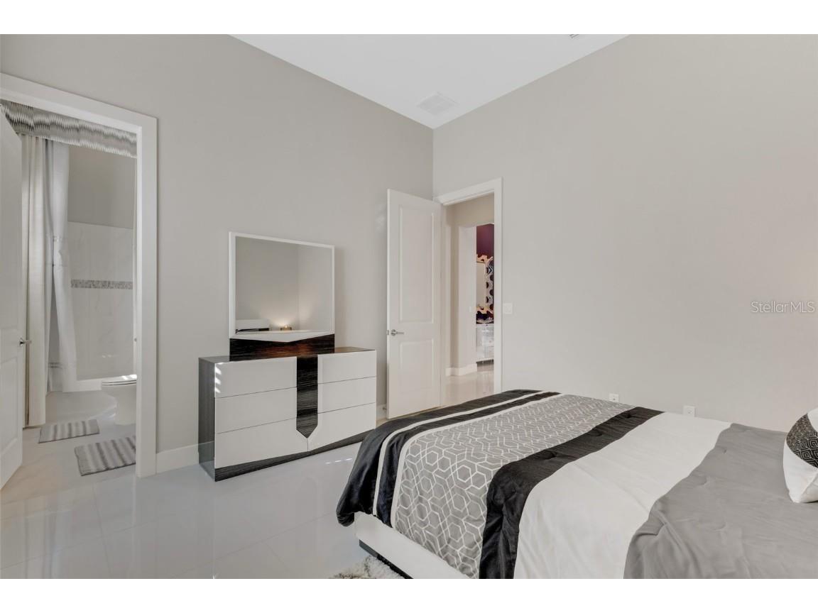 8921 Artisan Way Sarasota FL 34240 A4665836 image46