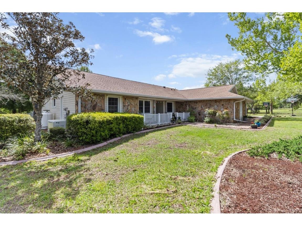 8921 S Thoroughbred Point Inverness FL 34452 TB8372184 image10