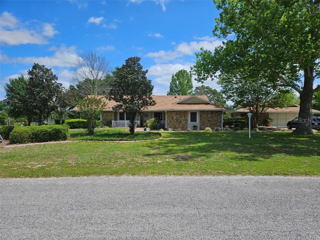 8921 S Thoroughbred Point Inverness FL 34452 TB8372184 image11