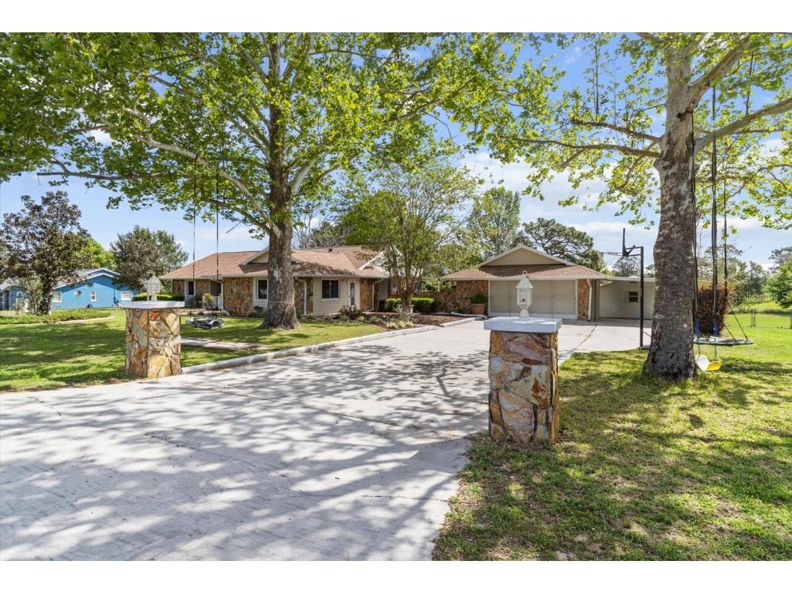 8921 S Thoroughbred Point Inverness FL 34452 TB8372184 image2