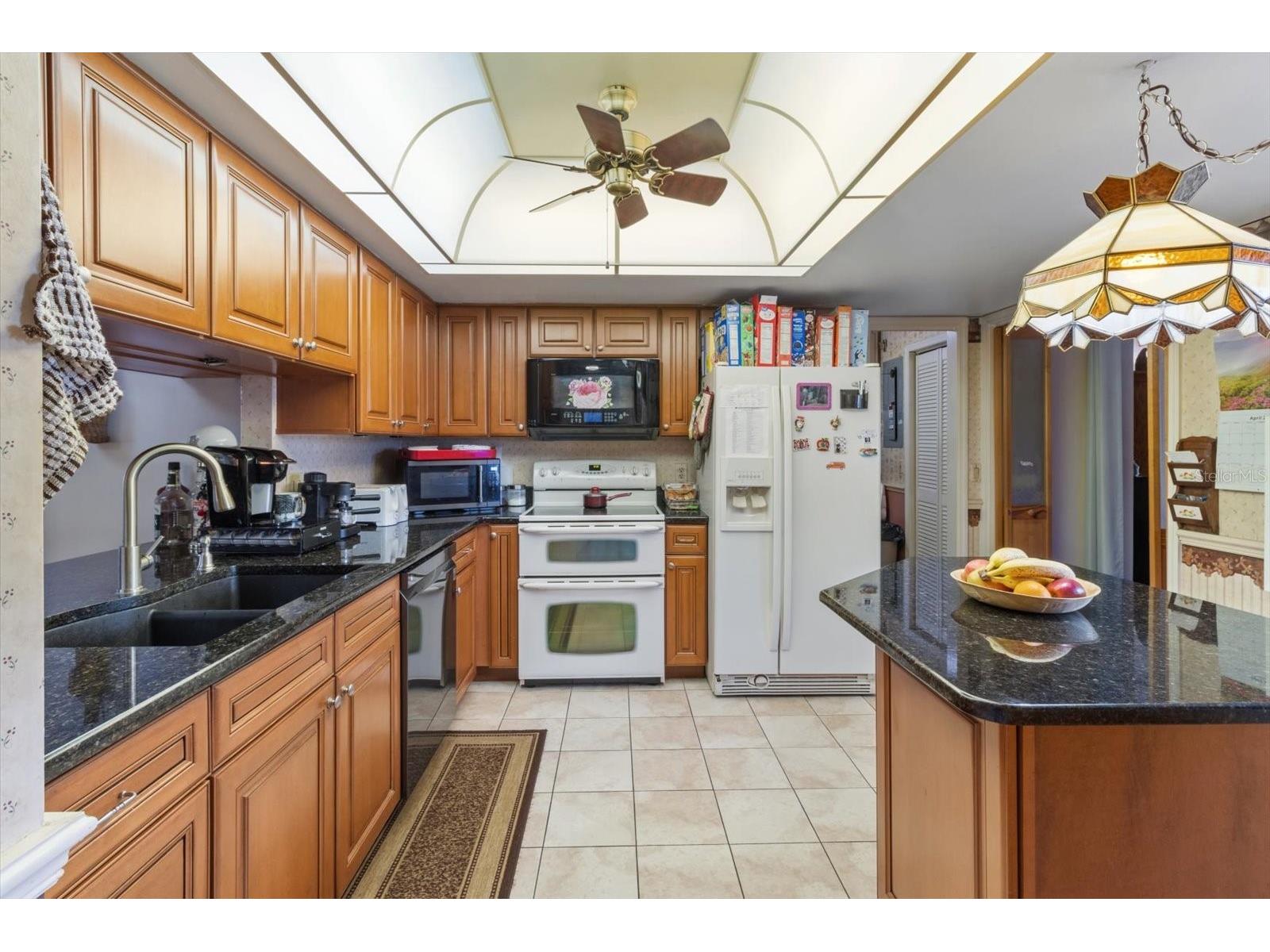 8921 S Thoroughbred Point Inverness FL 34452 TB8514491 image5