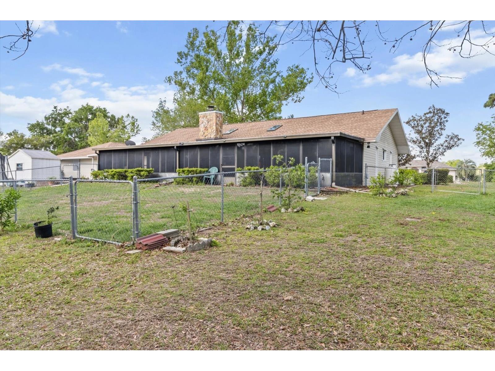 8921 S Thoroughbred Point Inverness FL 34452 TB8514491 image68