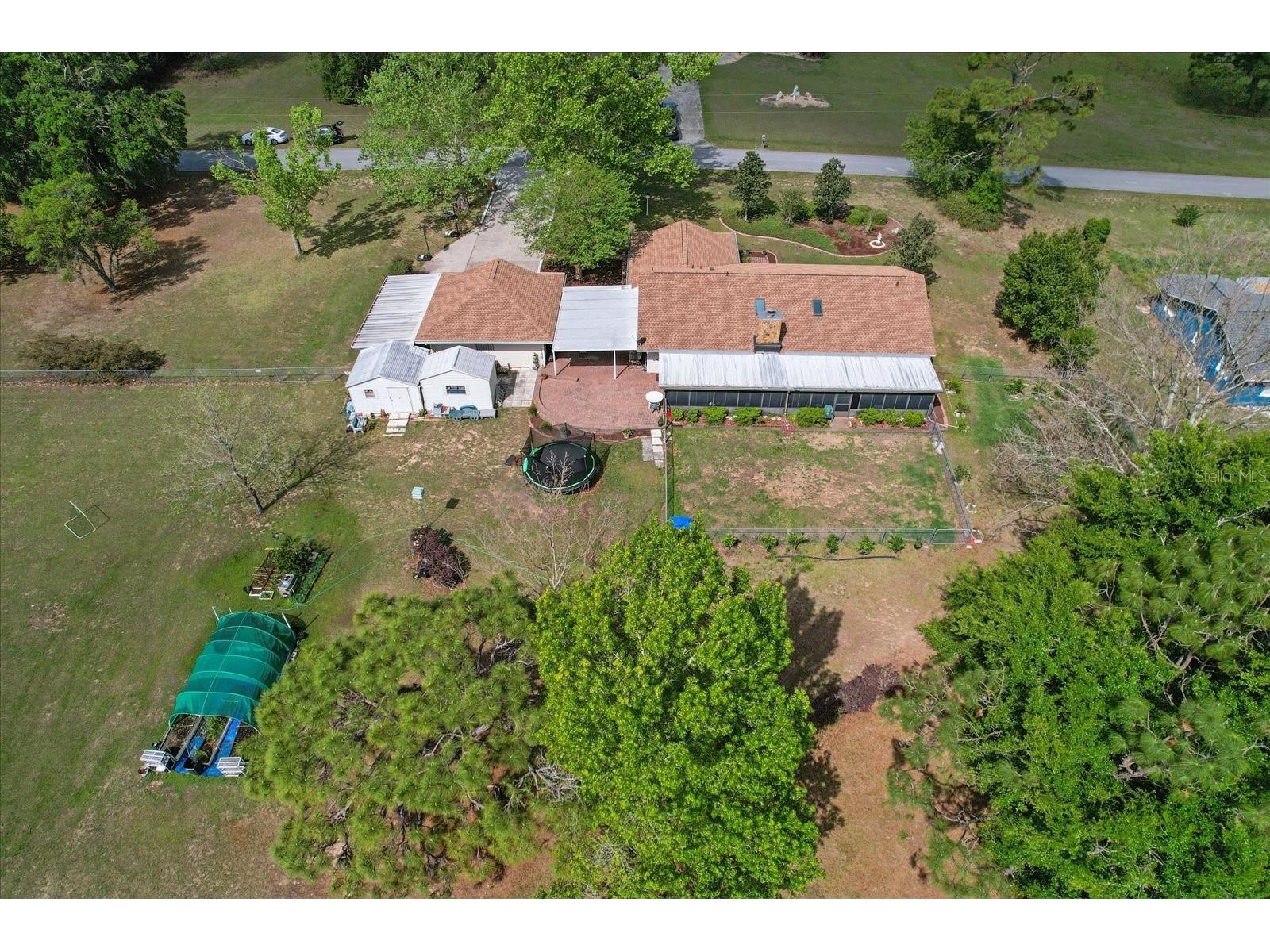 8921 S Thoroughbred Point Inverness FL 34452 TB8514491 image73