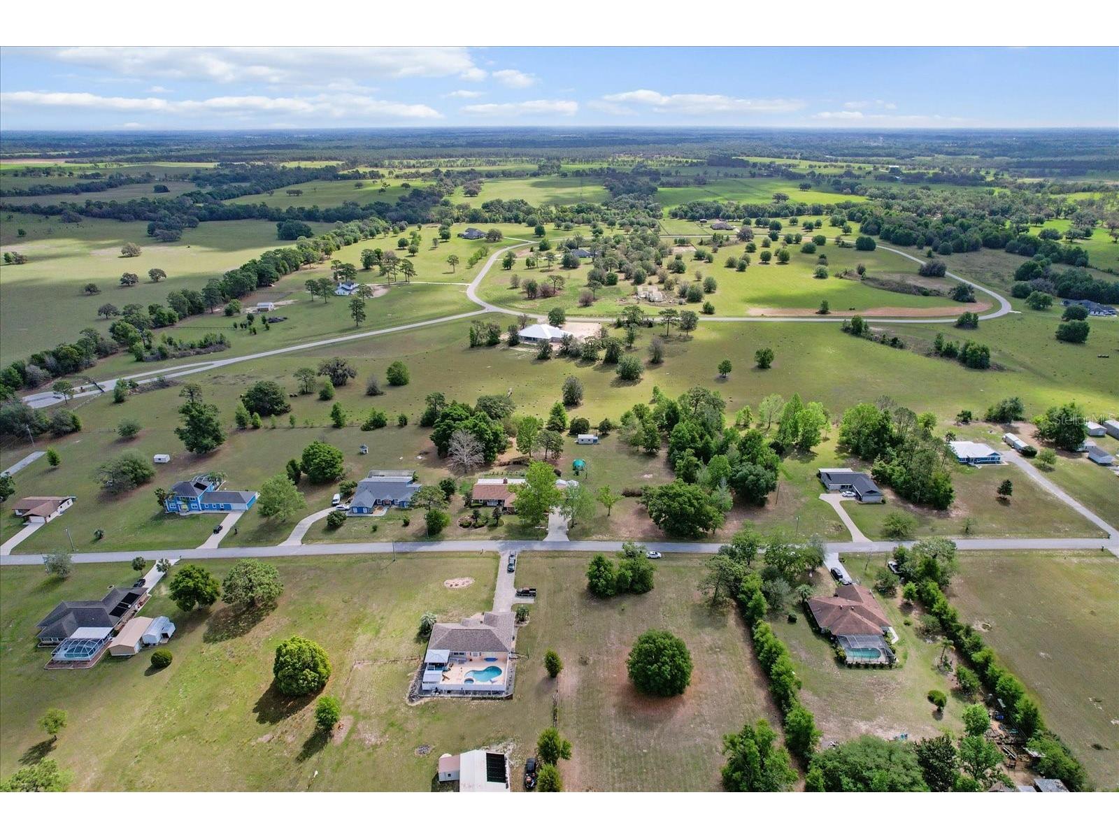 8921 S Thoroughbred Point Inverness FL 34452 TB8514491 image79