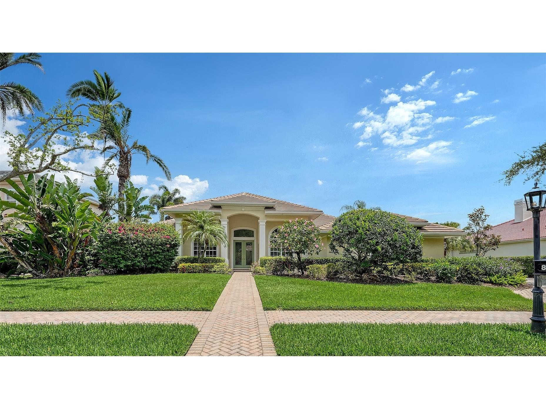 8923 Bloomfield Boulevard Sarasota FL 34238 A4692718 image2