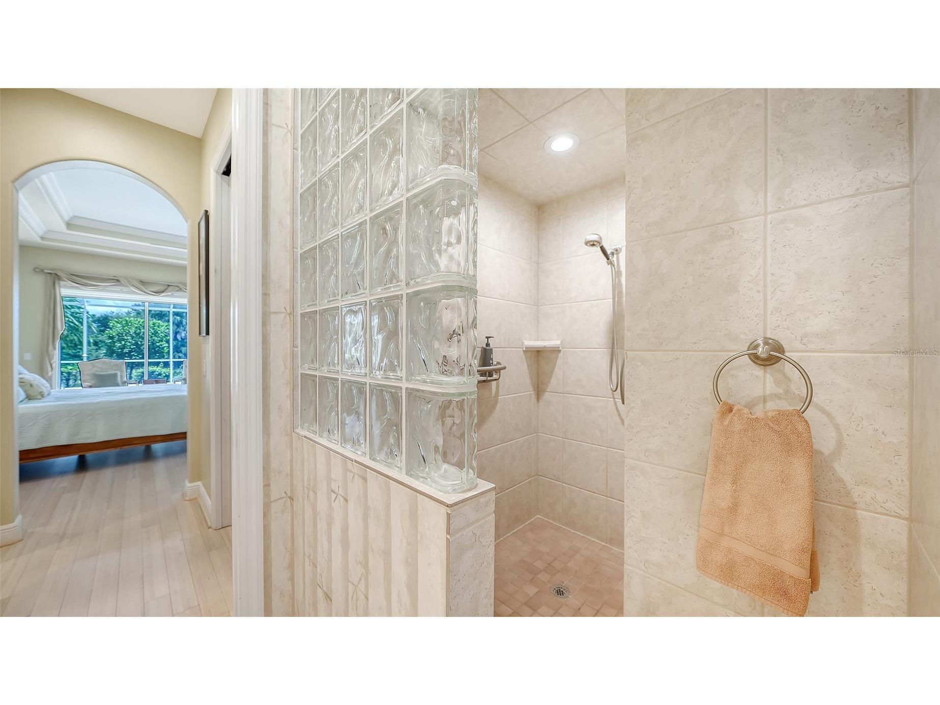 8923 Bloomfield Boulevard Sarasota FL 34238 A4692718 image35
