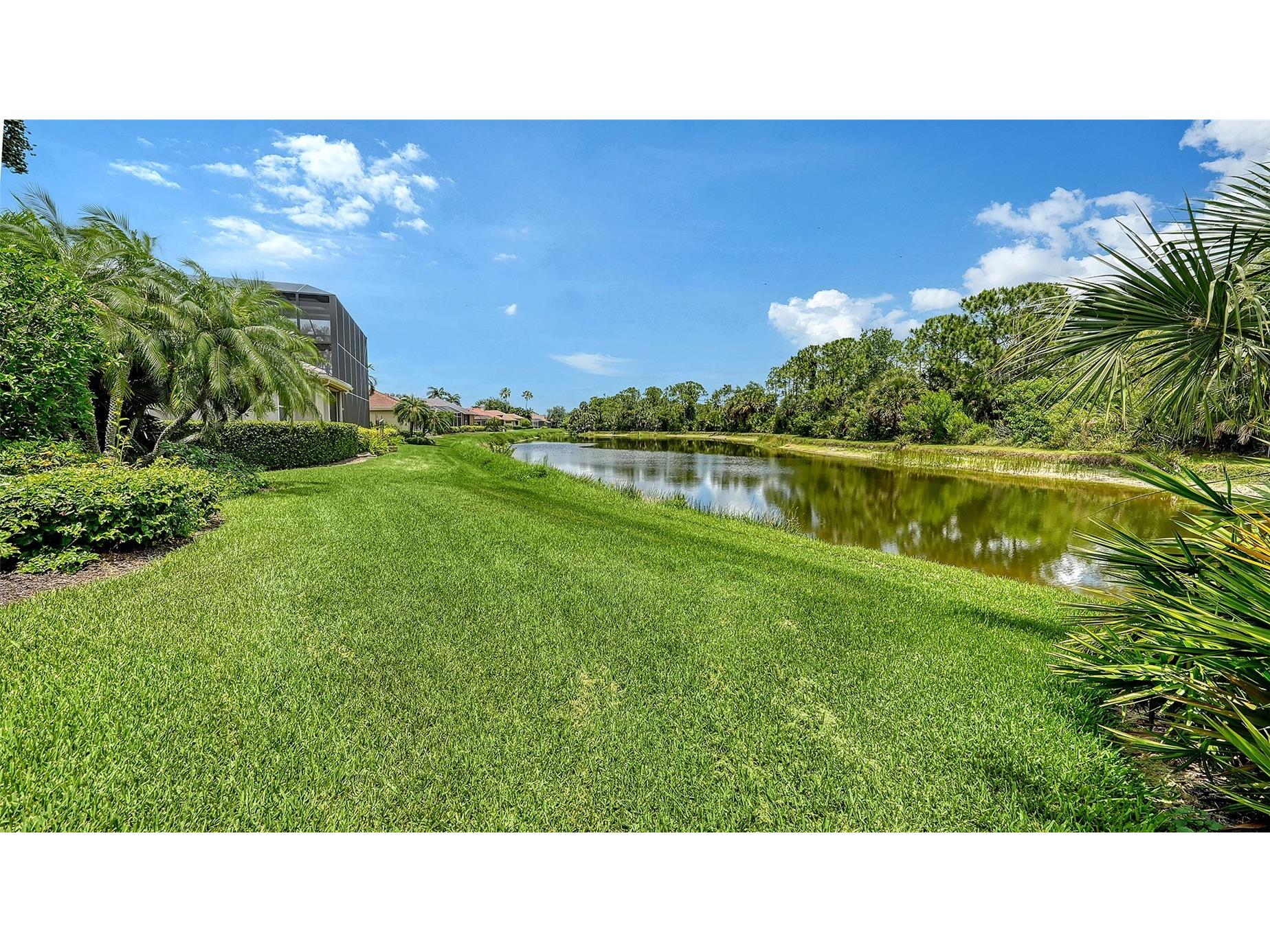 8923 Bloomfield Boulevard Sarasota FL 34238 A4692718 image57