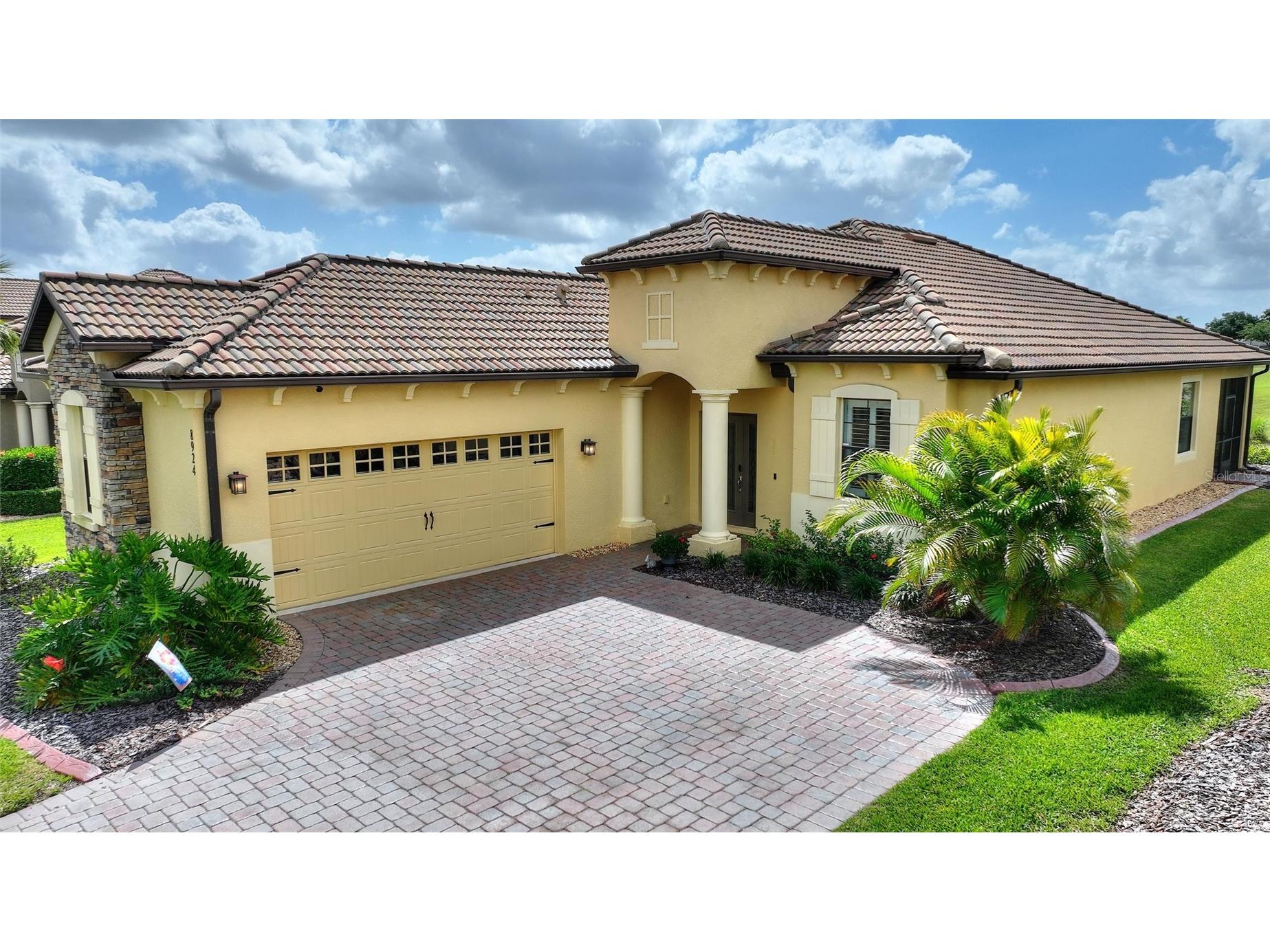 8924 Dove Valley Way Davenport FL 33896 S5137865 image1