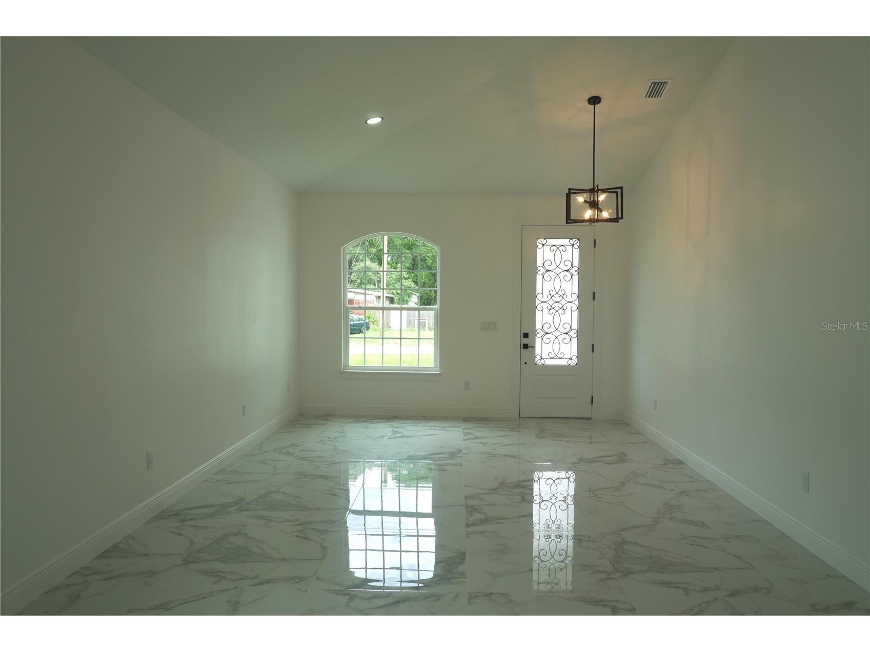 8924 N Orleans Avenue Tampa FL 33604 TB8518805 image10
